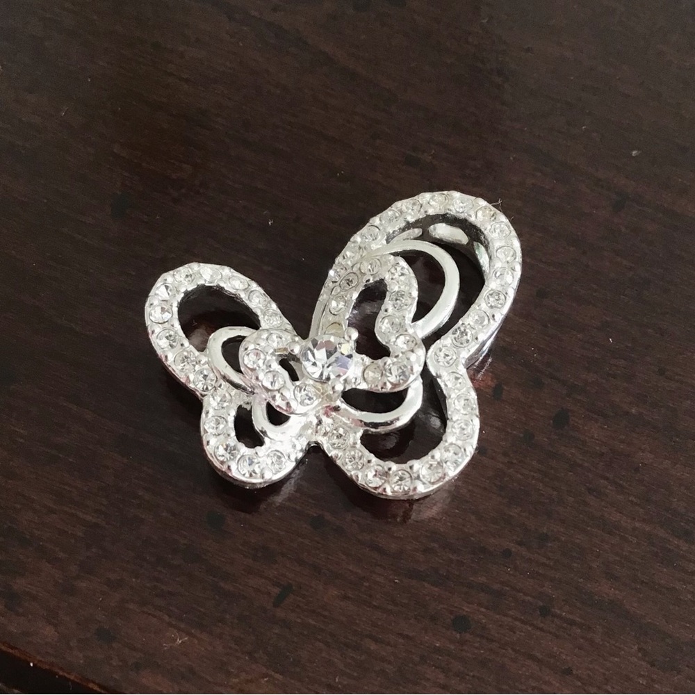 Elegant Butterfly CZ Necklace Pendent